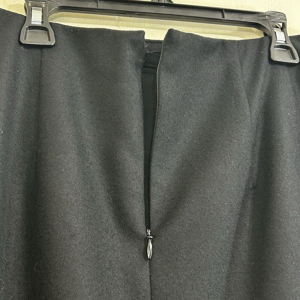 Pendleton Vintage Black 100% Virgin Wool Skirt Size 8 Knee Pleated Skirt - Picture 7 of 16